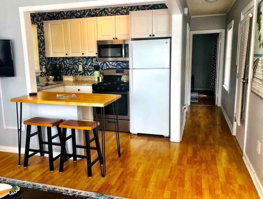 Steps To Beach & Downtown! Cozy Beach Bungalow #1 Lake Worth Beach Eksteriør billede