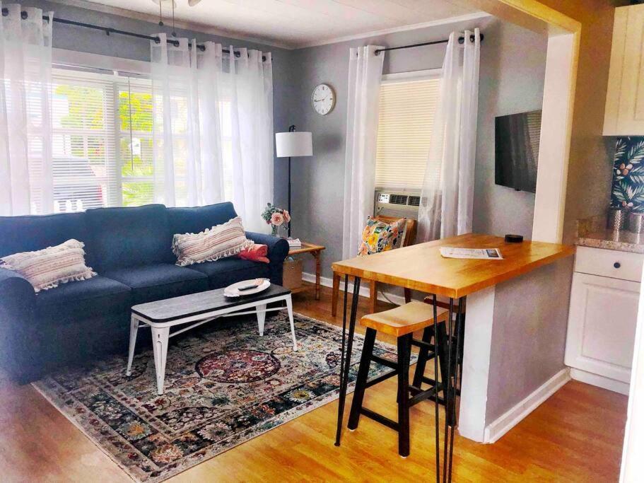 Steps To Beach & Downtown! Cozy Beach Bungalow #1 Lake Worth Beach Eksteriør billede