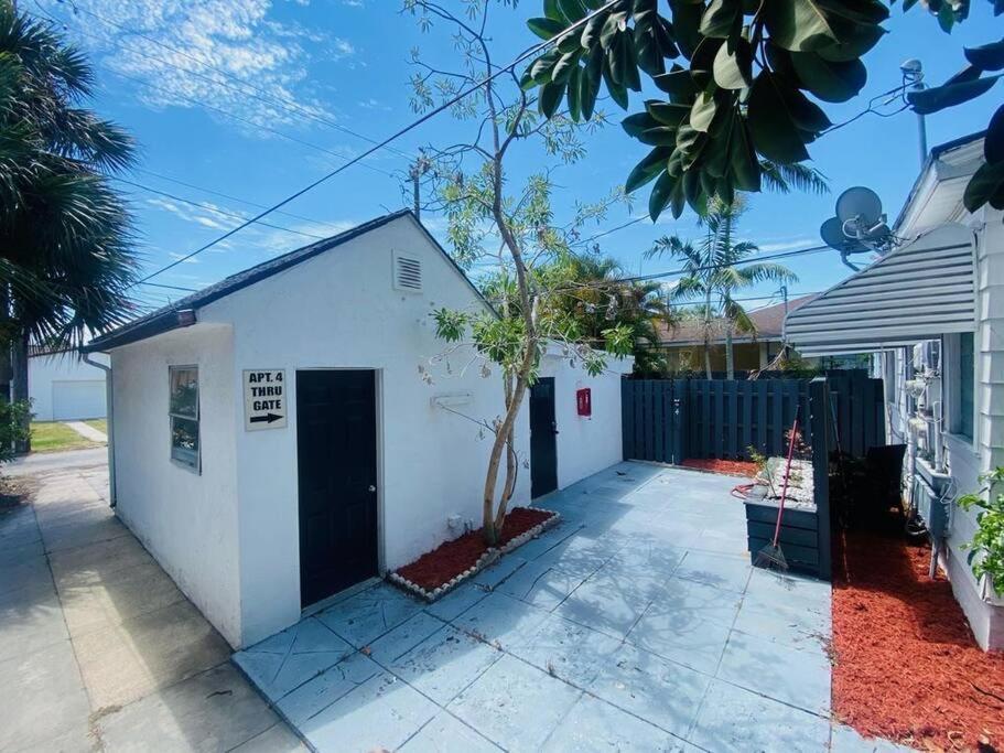Steps To Beach & Downtown! Cozy Beach Bungalow #1 Lake Worth Beach Eksteriør billede