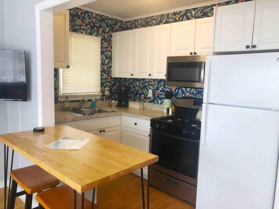 Steps To Beach & Downtown! Cozy Beach Bungalow #1 Lake Worth Beach Eksteriør billede